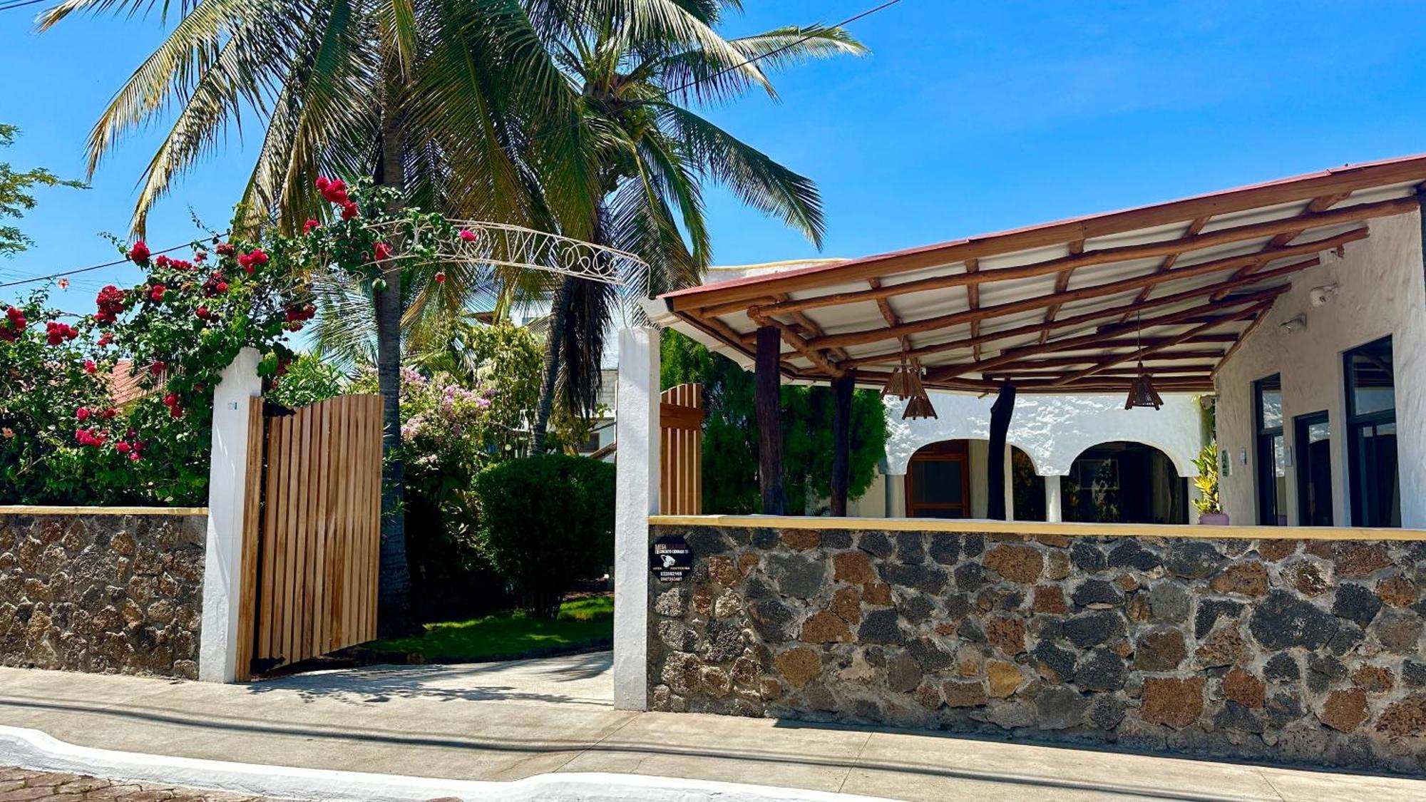 Hostal Suenos Silvestres 阿约拉港 外观 照片