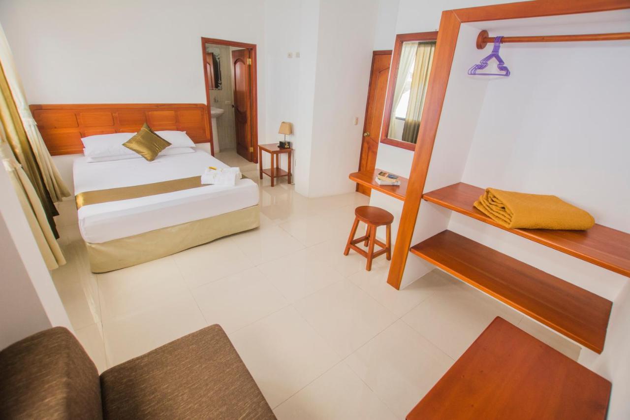 Hostal Suenos Silvestres 阿约拉港 外观 照片